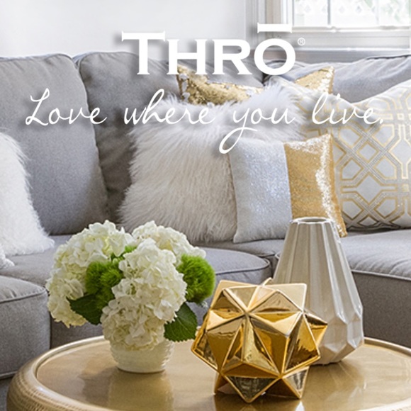 Thro decorative pillow sham - Picture 2 of 4